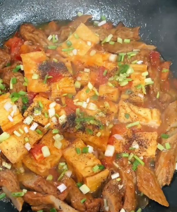 chả cá kho cà chua đậu hủ