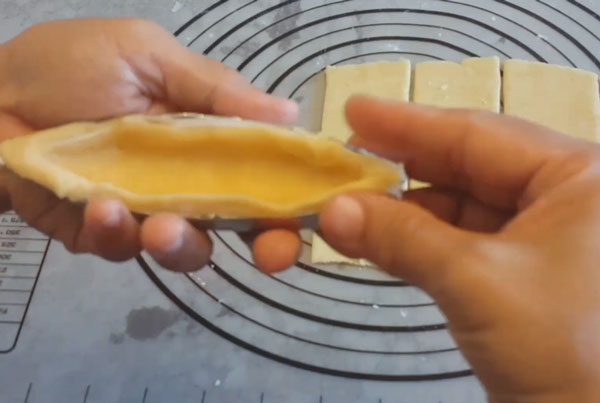 Cách làm đế bánh thuyền