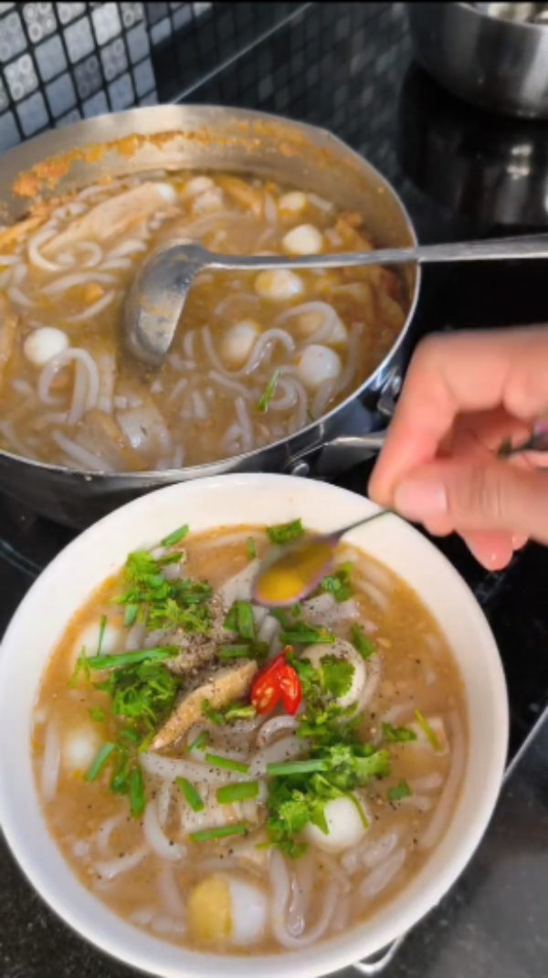 cách nấu bánh canh chả cá Nha Trang sệt