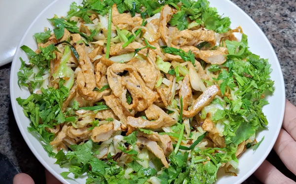 Chả cá xào bắp cải