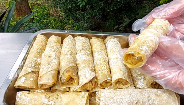 Làm chả giò chay bằng tàu hủ ky