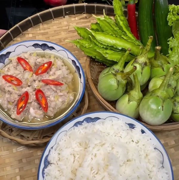 Hướng dẫn làm mắm cá thu chưng thịt bằm