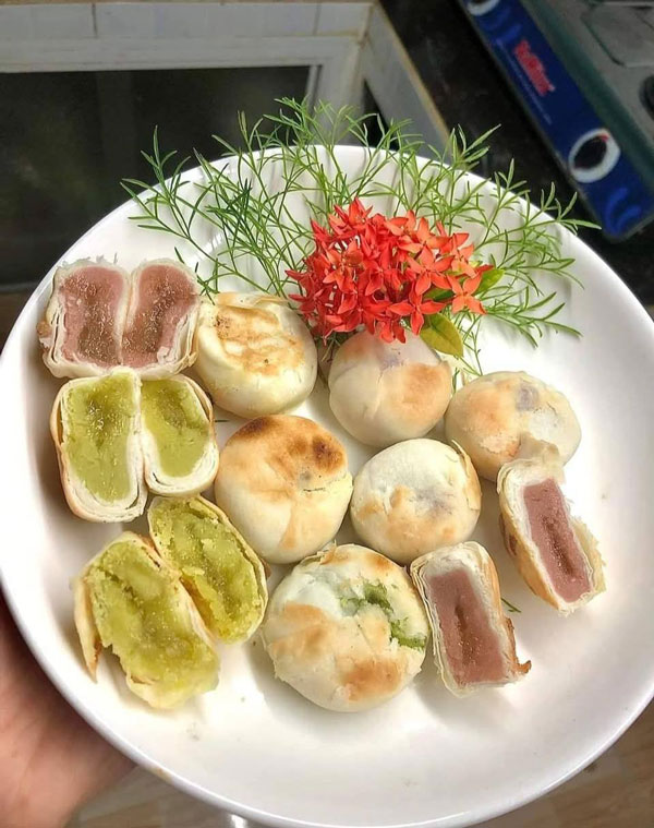 Đặc sản làm quà ở Sài Gòn-bánh pía