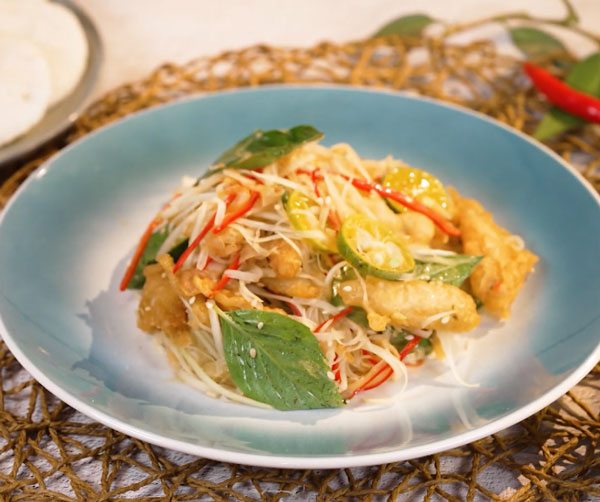 Gỏi khô cá cơm đu đủ